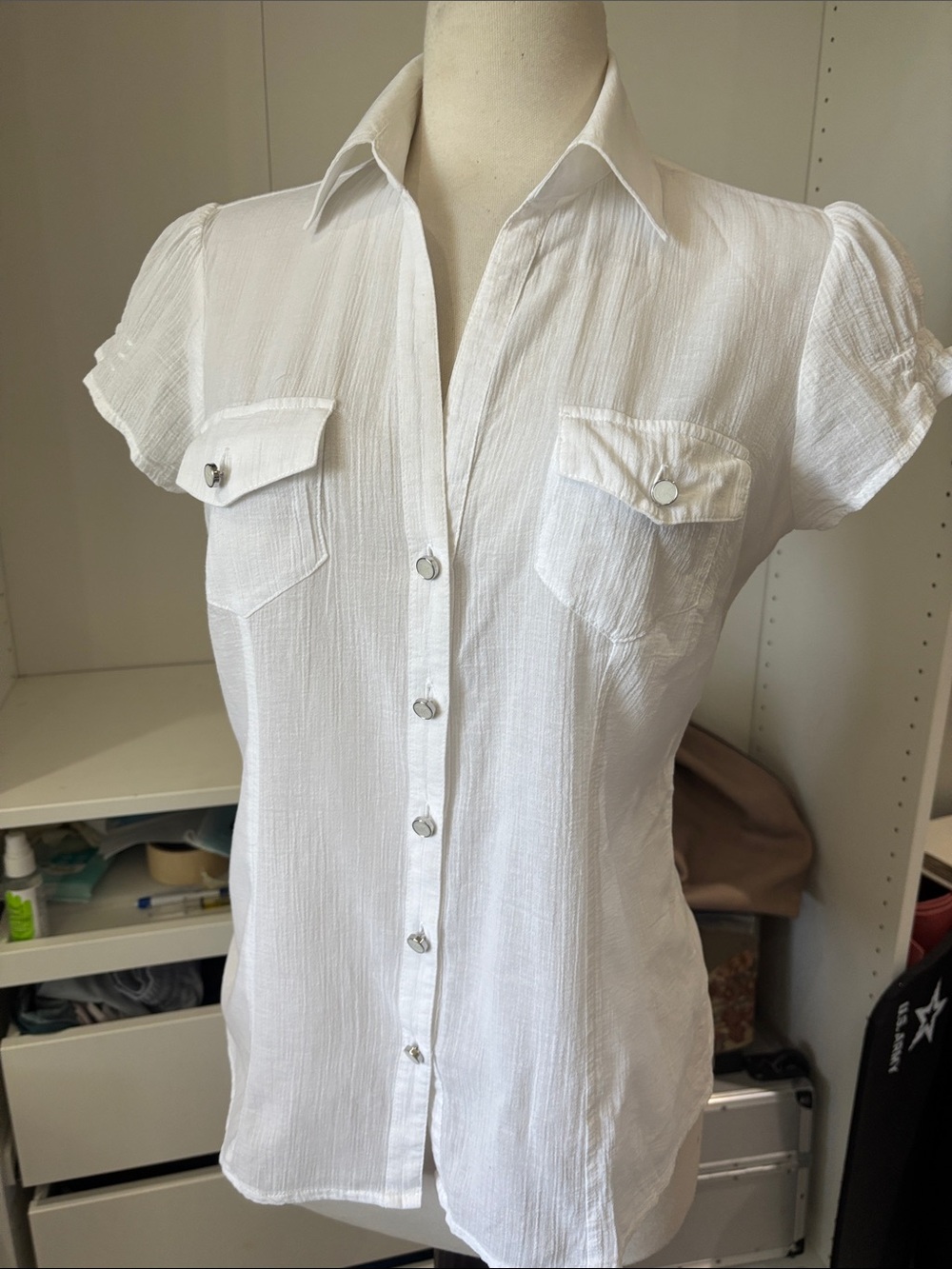 MICHAEL Michael Kors White Short Sleeve Button Pocket Blouse